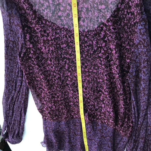 Cabi size Medium blouse - Picture 3 of 4